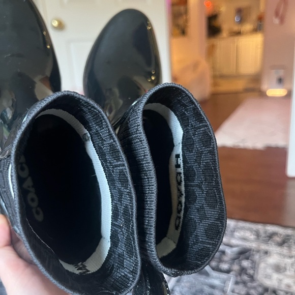 Coach Signature Jacquard Rain Booties Black size 7 ***hardly ever  worn*** - Picture 5 of 10